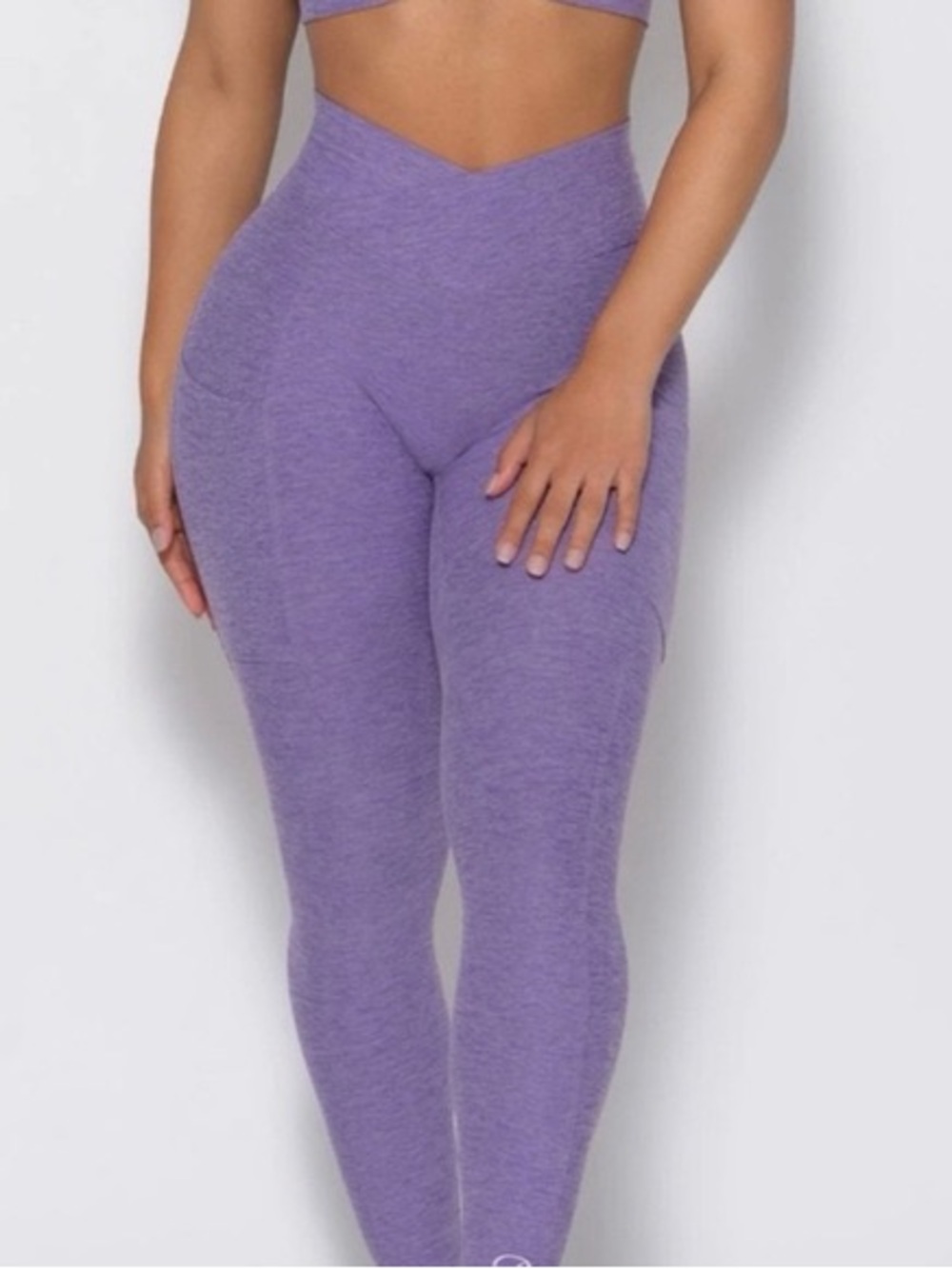 Bombshell Sportswear Lavender Contour Leggings - Size Medium